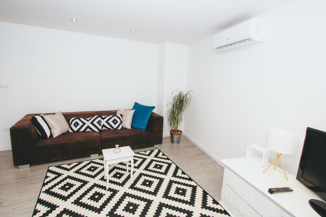 Sustina Appartement Tribalj Buitenkant foto